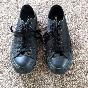 Converse (Men's 9.5)